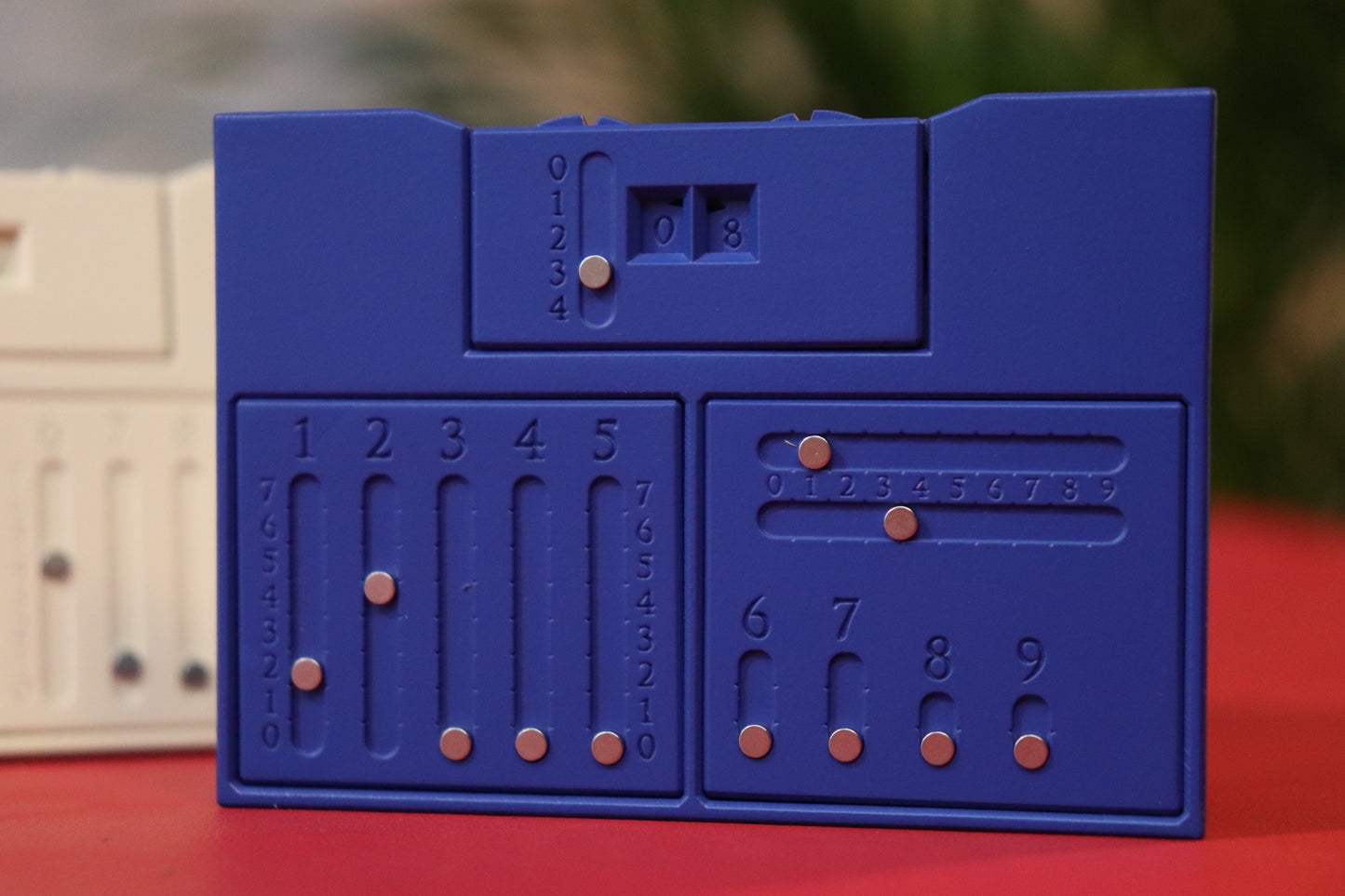 Character Tracker - Swappable Magnetic Tracker