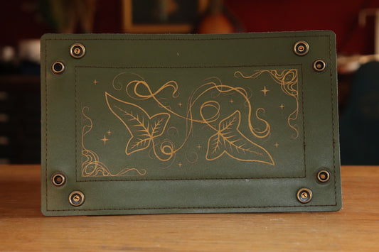 Leaves of Lórien dice tray - gold inlay