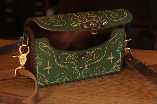 Leaves of Lórien - green and gold inlay festival handbag