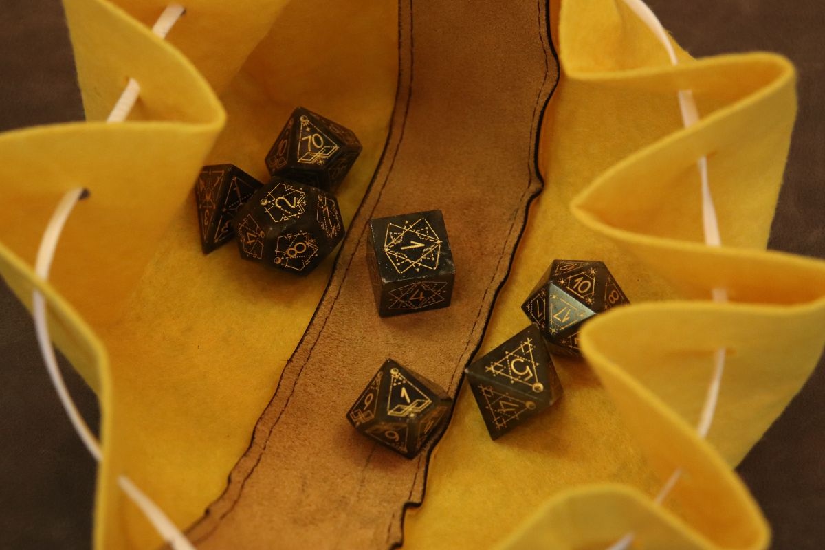 Brown dicebag