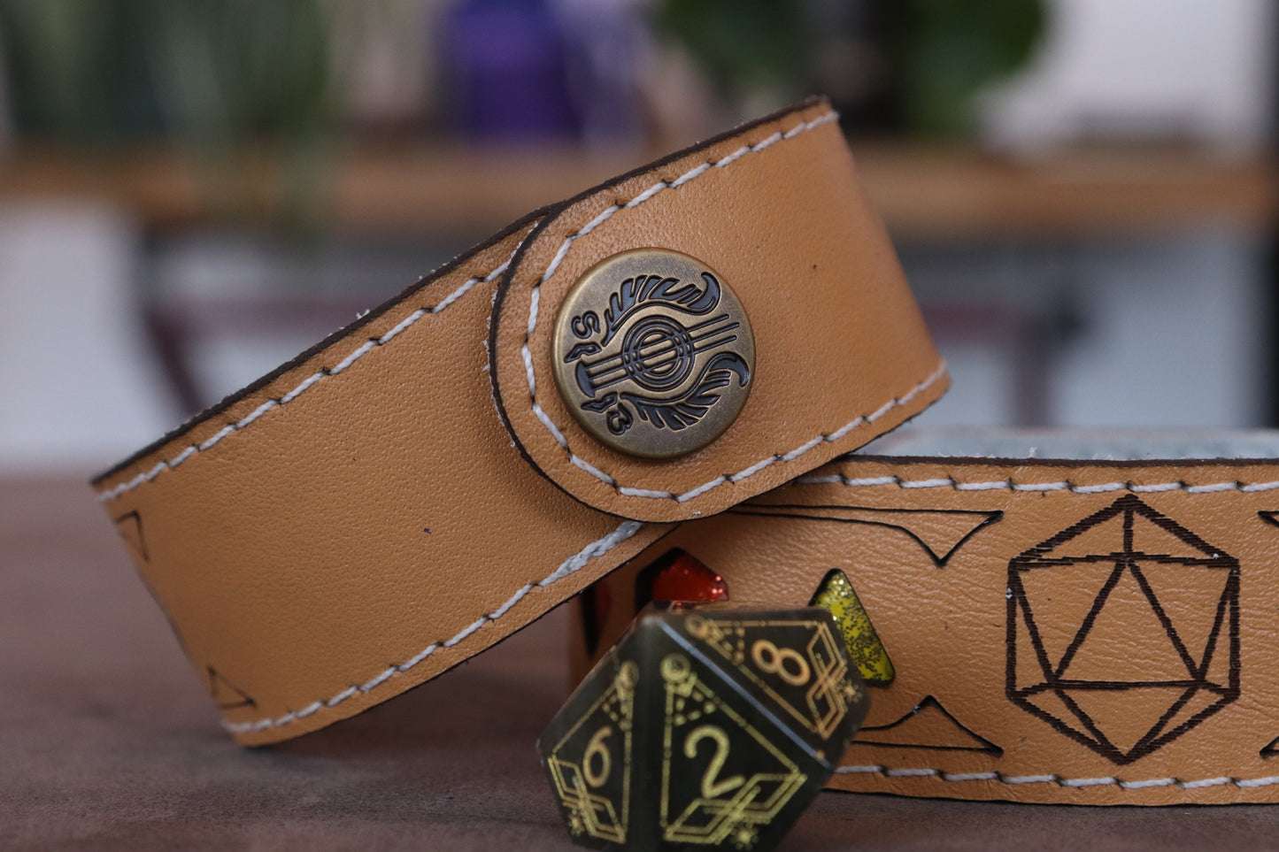 D20 Sparkling Rainbow bracelet